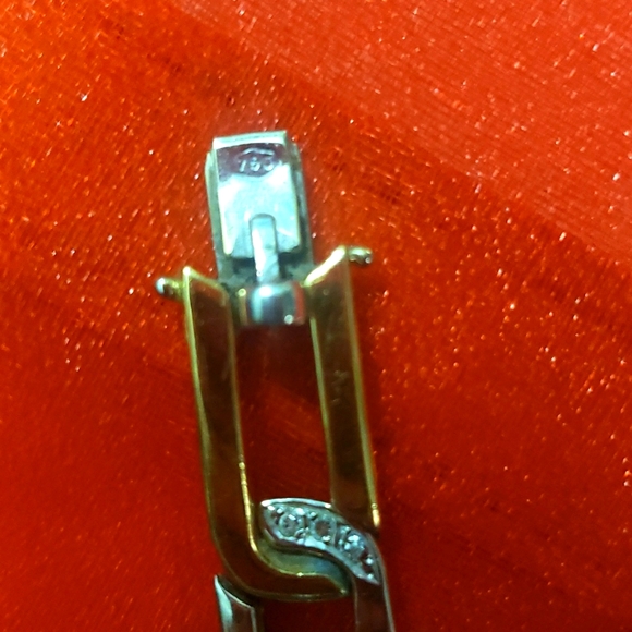 Baume and Merceir Geneve vintage watch..18k gold..... has 80pcs tiny diamonds... - Picture 14 of 16